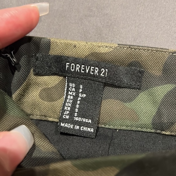 Army skirt - Picture 2 of 3